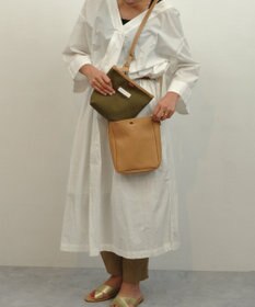 UNBILLION 【テレビ ドラマ着用アイテム】Otias シュリンクレザーショルダ－バッグ