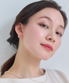 Phoebe 【痛くないシリーズ】ミルキーウェイパールフロートライトフィットイヤリング　シャンパンゴールド