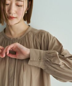 YECCA VECCA ギャザーブラウス