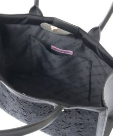 Maison de FLEUR EC限定フラワーレーススクエアトートバッグ