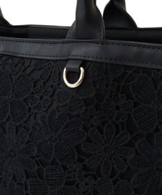 Maison de FLEUR EC限定フラワーレーススクエアトートバッグ