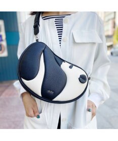 IBIZA アニマーダ　牛革　ショルダーバッグ（パンダ）