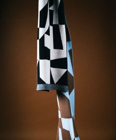 TRICOTE GEOMETRIC HERRINGBONE REBERSIBLE SCARF / キカヘリンボーンリバーマフラー