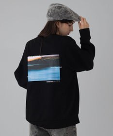 WEGO 【ユニセックス着用ITEM/2点SET/MLサイズ展開】アクセ付きフォトグラフィックプルオーバー