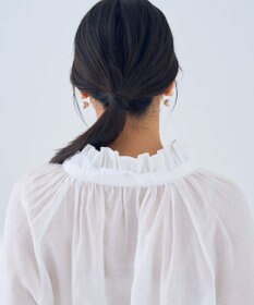 YECCA VECCA スタンドカラーシアーリボンブラウス