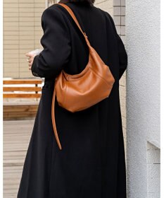 style code 【ペットボトル収納可能】[Lyrss/リルス] 牛革 ショルダーバッグ
