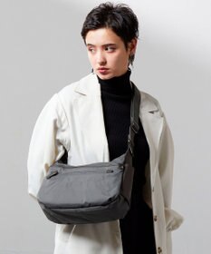 Y'SACCS 【ムック本掲載】【ナイロンタフタ×リサイクルレザー】デイリーショルダー　Sサイズ