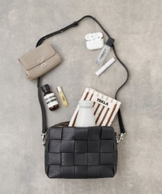 IACUCCI ＜GISELe 10月号掲載＞ベルタ S CERVO