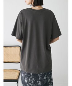 Green Parks レトロフラワーロゴ入りプリントＴシャツ