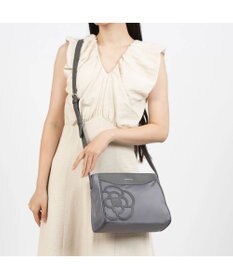 CLATHAS メイティ ショルダーバッグ