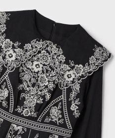 GRACE CONTINENTAL パターン刺繍ワンピース