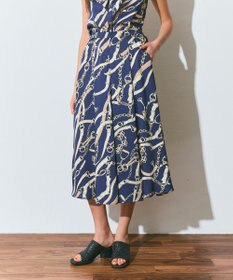 GRACE CONTINENTAL チェーンプリントタックキュロット