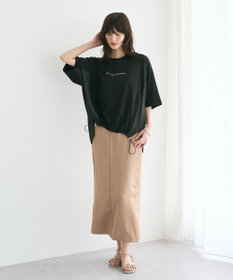 YECCA VECCA 裾ドロストデザインロゴTee