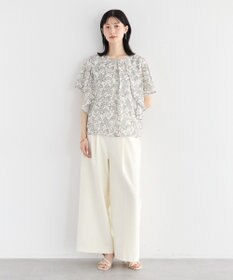 YECCA VECCA ラインフルーツ柄ラッフルブラウス