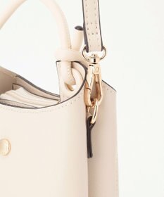 LA BAGAGERIE 【maison vert】 【多収納】ノットデザインポシェット