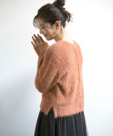 組曲 【前後着用可】2WAYナイロンファー ニット