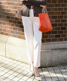 23区 23区DENIM ストレートフィット デニムパンツ ホワイト系