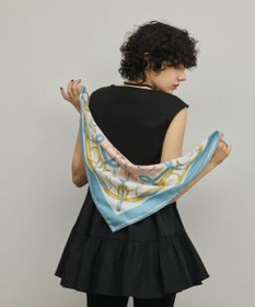 GRACE CONTINENTAL チェーンベルトシルクスカーフ