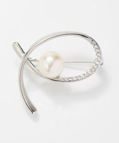 Phoebe クロスカーブパールビジューブローチ　シルバー