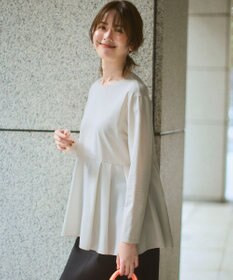 23区 【ご好評につき新色追加】ナチュラルコットンベアコンビ ペプラム カットソー アイボリー系