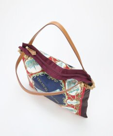 TOPKAPI 【TREASURE TOPKAPI】マイルドサテン スカーフ柄 トートバッグ