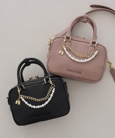 Maison de FLEUR チャーム付きワイドボストンバッグ