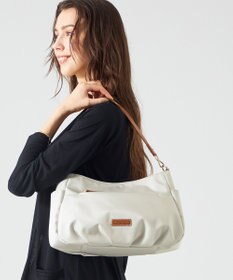 LA BAGAGERIE ポリエステルキャンバス　タックショルダー