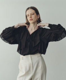 YECCA VECCA シアーラッフルブラウス