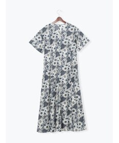 Te chichi 【LIBERTY FABRICS】Vネックフレアワンピース