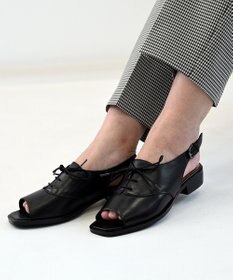 APOM レースアップスリングバックサンダル30