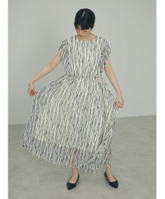 Green Parks ａ．肩フリルプリントワンピース