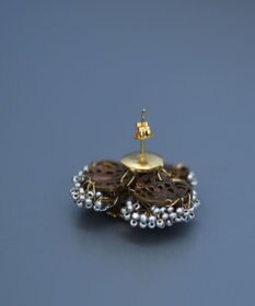 monshiro シュウメイギクビジュー ピアス