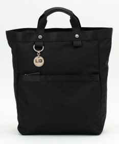 LA BAGAGERIE チャーム付き　ナイロンスクエアリュック