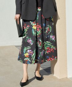 自由区 S 【洗える】ペイントタッチフラワープリント スカート