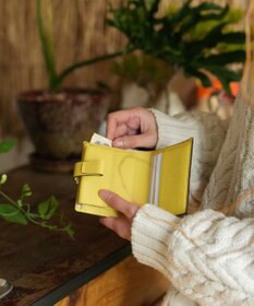 Atelier nuu 日本製 本革 バイカラーnoble 二つ折れウォレット