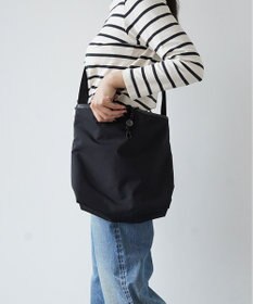 LIVERAL NAKI L ショルダーバッグ