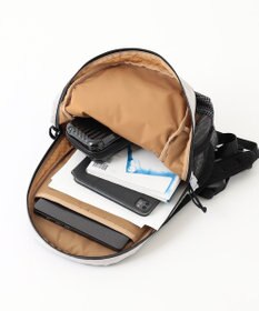 JOSEPH ABBOUD MOUNTAIN 【軽量/ECO撥水】ライトリップストップバックパック　21L