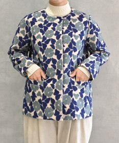 muuc 〈特別感溢れる全面刺繍〉庭椿の刺繍 ノーカラーショートコート 吸湿発熱 日本製 軽く希少な限定素材