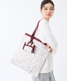 LeSportsac MICRO WEEKENDER CHARM/カップケーキディライト