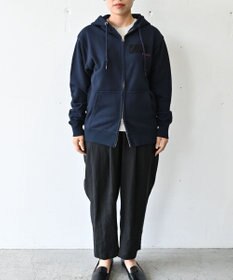 muuc 〈コットン100% 12.7オンス生地＆裏面パイル〉花刺繍のWジップパーカー