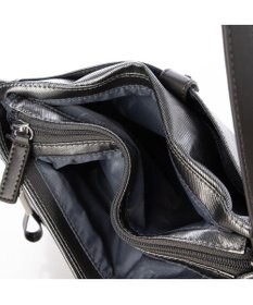 LA BAGAGERIE コーティングキャンバス ミニショルダーバッグ