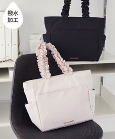 Maison de FLEUR 撥水加工フリルハンドルトートバッグ