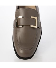 MODE ET JACOMO <carino>【レイン対応】バックルソフトスクエアトゥローファー