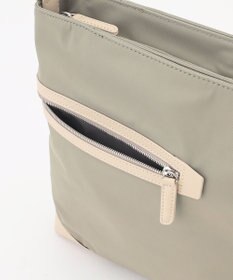 Y'SACCS アシメファスナーポケットショルダー