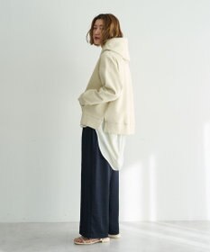 YECCA VECCA ダンボールフーディー