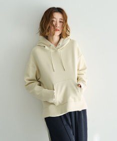 YECCA VECCA ダンボールフーディー