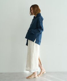 YECCA VECCA ダンボールフーディー