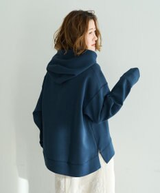 YECCA VECCA ダンボールフーディー