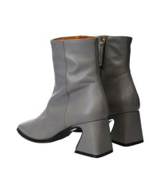 INTER-CHAUSSURES 【ANGEL ALARCON】フレアヒールセンターシームショートブーツ