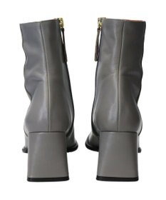 INTER-CHAUSSURES 【ANGEL ALARCON】フレアヒールセンターシームショートブーツ